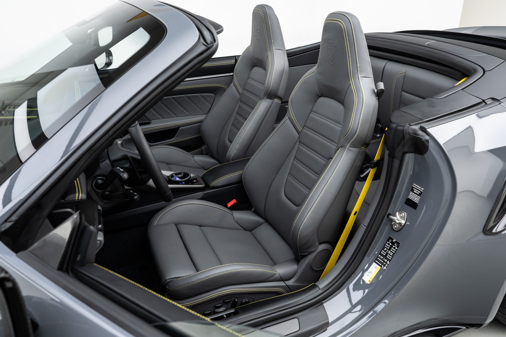 2026 PORSCHE 911 TURBO S GCC SPECS – EXCELLENT CONDITION